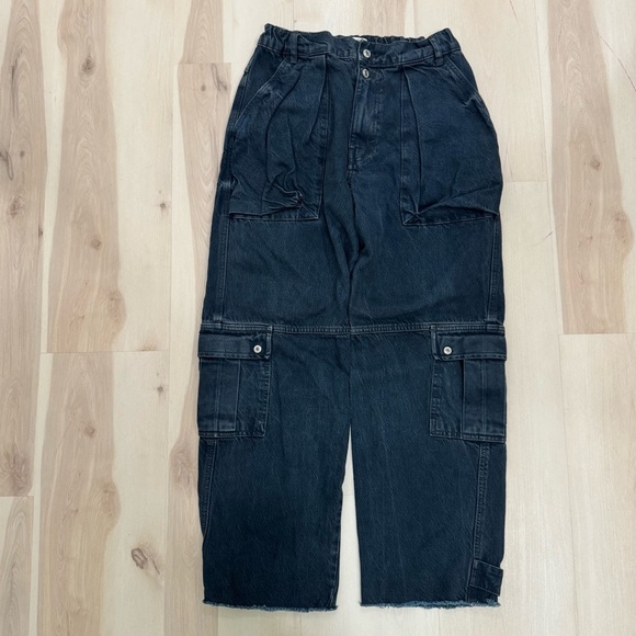 Free People We The Free Marx Slouchy Cargo Jeans Baggy Women's 26 Cut Raw Hem - Picture 4 of 16